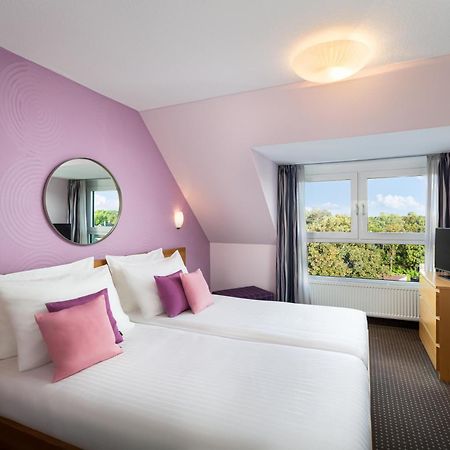 Hotel Uhu Garni Кёльн Экстерьер фото